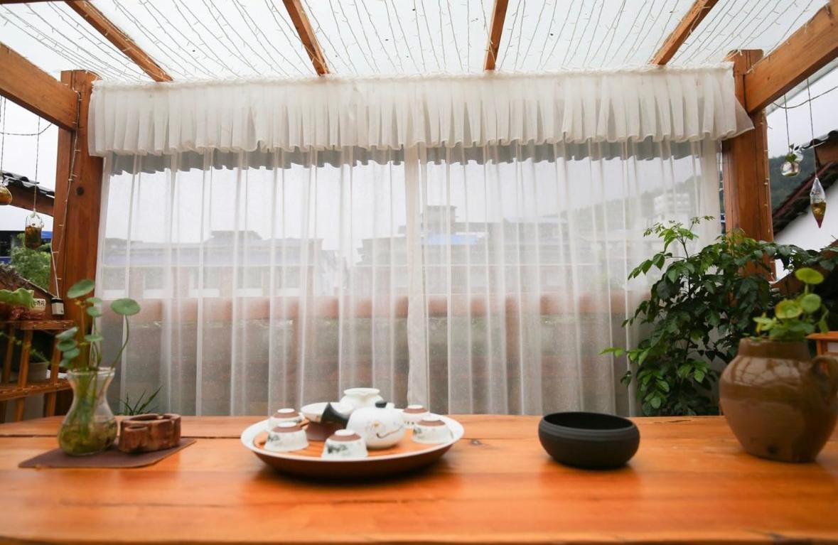 Tea House Hotel Zhangjiajie Eksteriør billede